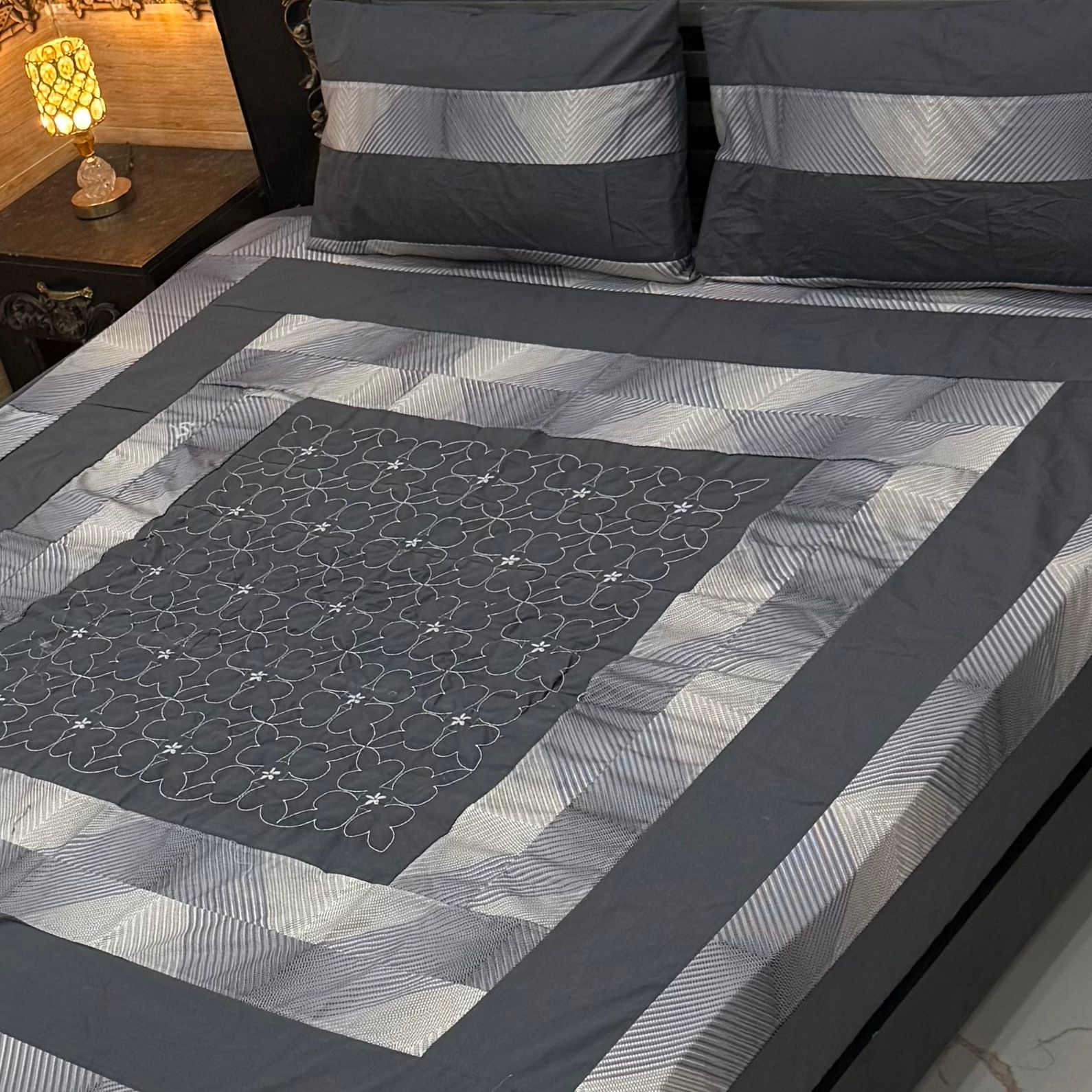 Patch Work Bedsheets Embroidered Or Panel  Stuff : Cotton King Size Export Quality